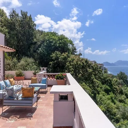 Dafne Gulf Views Pool And Guest Services By Feeling Italy *