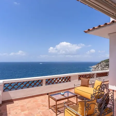 Dafne Gulf Views Pool And Guest Services By Feeling Italy