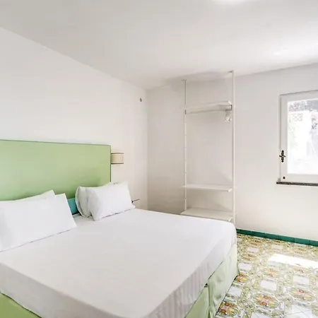 Dafne Gulf Views Pool And Guest Services By Feeling Italy