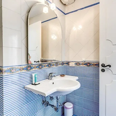 Dafne Gulf Views Pool And Guest Services By Feeling Italy *