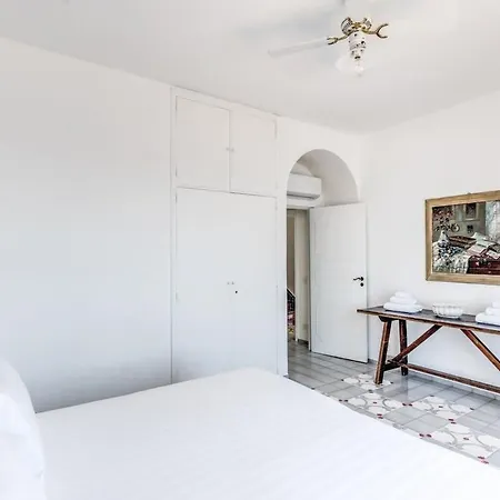 Dafne Gulf Views Pool And Guest Services
