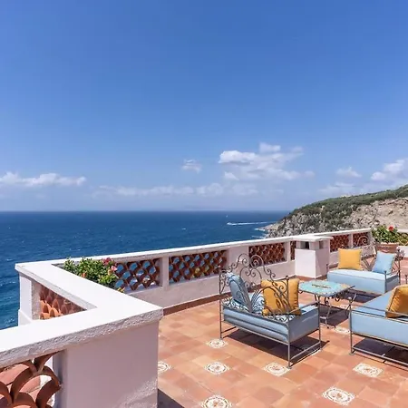 Villa Dafne Heated Pool Villa With Sea Views & Services Feeling Italy