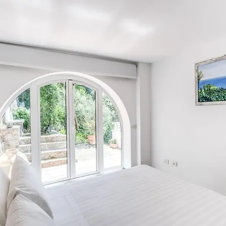 Dafne Gulf Views Pool And Guest Services Villa Massa Lubrense
