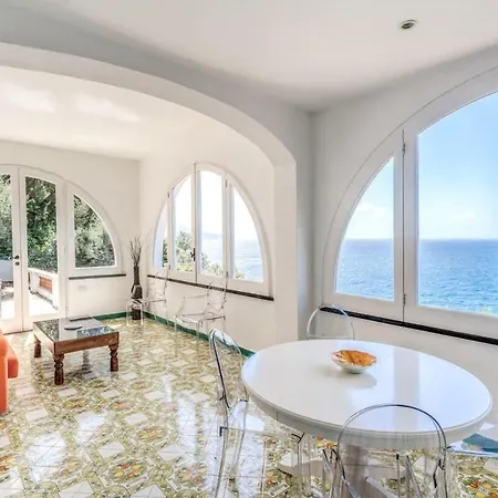 Villa Dafne Heated Pool Villa With Sea Views & Services Feeling Italy *