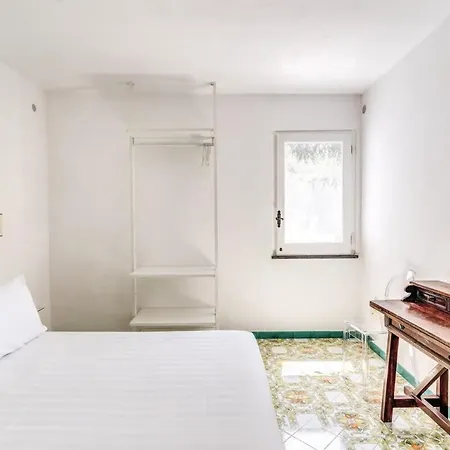 Villa Dafne Gulf Views Pool And Guest Services Massa Lubrense