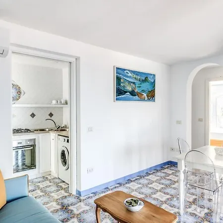 Villa Dafne Heated Pool Villa With Sea Views & Services Feeling Italy *