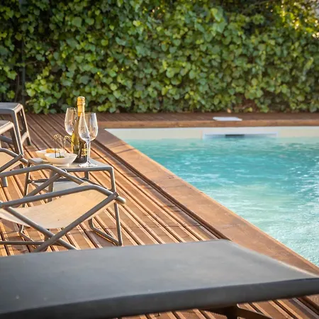 Villa Dafne Heated Pool Villa With Sea Views & Services Feeling Italy