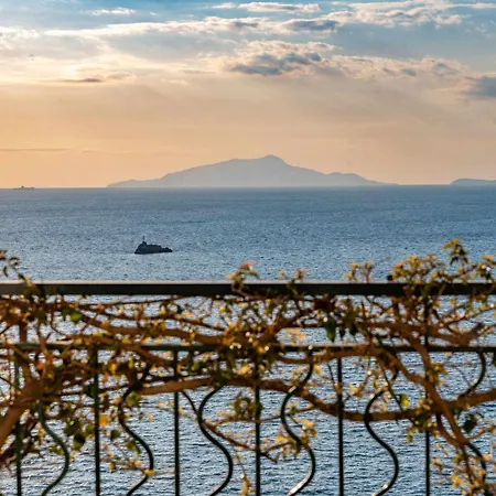 Dafne Gulf Views Pool And Guest Services Villa Massa Lubrense