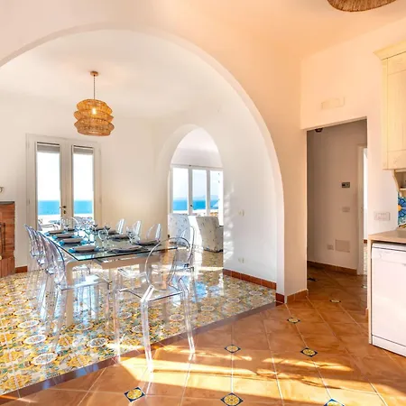 Villa Dafne Heated Pool Villa With Sea Views & Services Feeling Italy