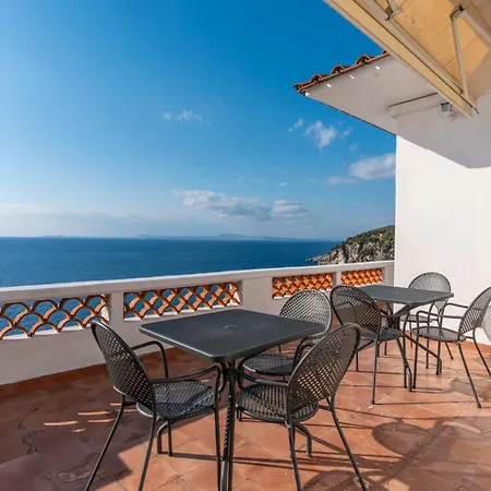 Villa Dafne Gulf Views Pool And Guest Services Massa Lubrense